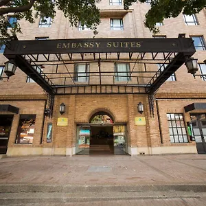 5* Hotel Embassy By Hilton - Rosales