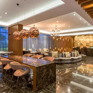 4* Отель Courtyard By Marriott Airport
